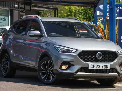 Used MG ZS Exclusive 106 HP (77 kW) 2023 Monument silver SUV