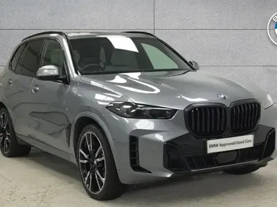Używany BMW X5 M Sport 482 KM (354 kW) 2025 Szary SUV
