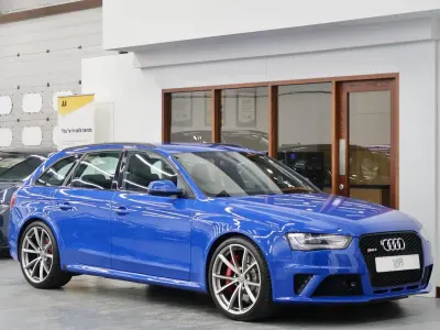 Used Audi RS4 Advanced 450 HP (330 kW) 2015 Blue Estate