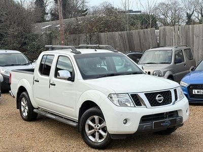 Used Nissan Navara Tekna 2012 White Pickup