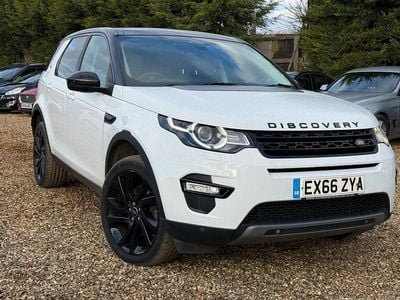 White Used 2016 Land Rover Discovery Sport HSE SUV | £9,985 (Fair price)