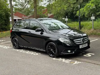 Used Mercedes B180 SE 2013 Black Hatchback