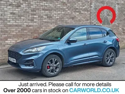 Second-hand Ford Kuga ST-Line 225 CP (165 kW) 2022 Albastru SUV