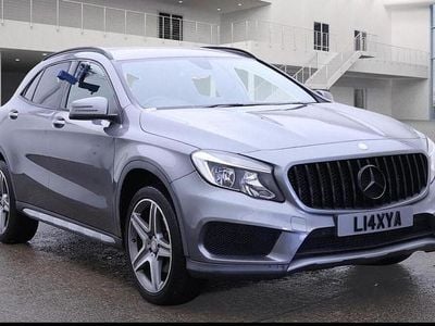 Mercedes GLA220