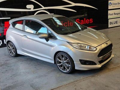 Silver Used 2017 Ford Fiesta ST-Line Hatchback | £5,995 (Fair price)