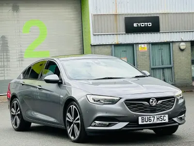 Used Vauxhall Insignia Elite 170 HP (125 kW) 2017 Grey Hatchback
