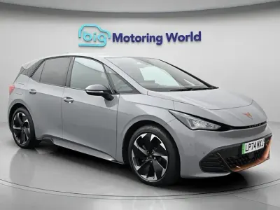 Begagnad Cupra Born e-Boost 169 kW (230 HK) 2025 Halvkombi