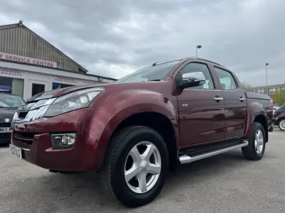 Używany Isuzu D-Max 2013 Czerwony Pickup