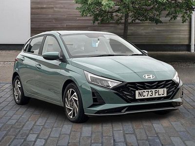 Used Hyundai i20 Advanced 100 HP (73 kW) 2024 Green Hatchback