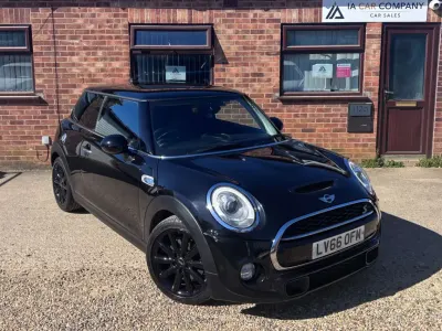 Używany Mini Cooper S Hatch 2016 Czarny Hatchback