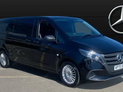 Begagnad Mercedes Vito 136 HK (100 kW) 2025 Van