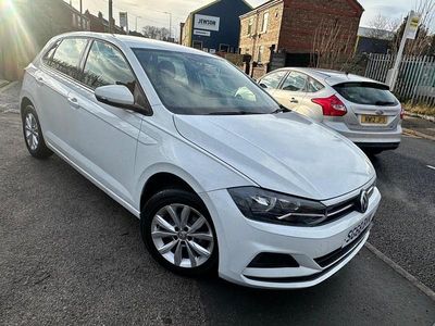 Used VW Polo SE 95 HP (69 kW) 2018 White Hatchback