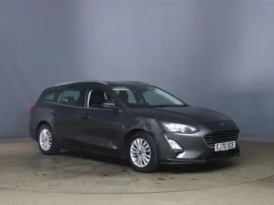 Gebraucht Ford Focus Titanium 125 PS (91 kW) 2020 Grau Kombi