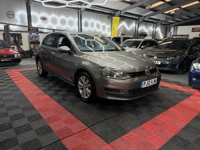 Used VW Golf VII SE 105 HP (77 kW) 2013 Grey Hatchback