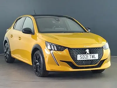 Used Peugeot 208 GTi 100 HP (73 kW) 2021 Yellow Hatchback