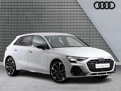 Begagnad Audi S3 Sportback Black Edition 333 HK (244 kW) 2025 Vit Halvkombi