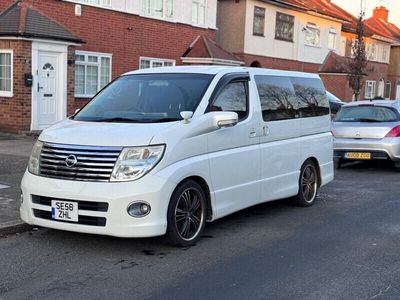 Nissan Elgrand