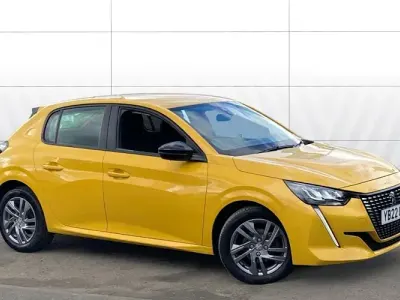 Begagnad Peugeot 208 Active Premium 75 HK (55 kW) 2022 Gul Halvkombi