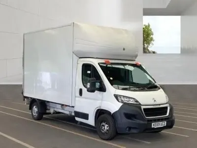 Begagnad Peugeot Boxer Business-Line 2020 Vit Van