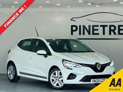White Used 2020 Renault Clio V Play Hatchback | £7,999 (Fair price)