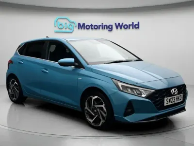 Used Hyundai i20 Premium 99 HP (72 kW) 2023 Turquoise Hatchback