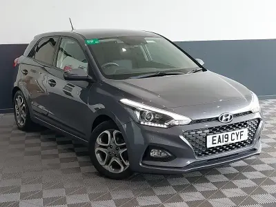 Używany Hyundai i20 Premium 84 KM (61 kW) 2019 Szary Hatchback