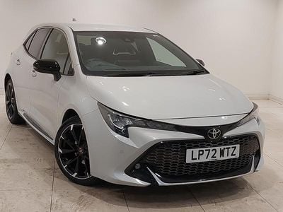 Usado Toyota Corolla Sport 122 HP (89 kW) 2023 Cinzento Citadino