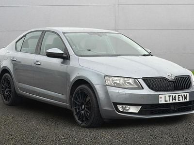 Grey Used 2014 Skoda Octavia Elegance Hatchback | £5,999 (Good price)