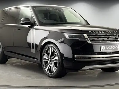 Used Land Rover Range Rover SE 300 HP (220 kW) 2024 Santorini black SUV