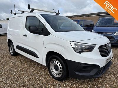 Used Vauxhall Combo 100 HP (73 kW) 2021 White MPV