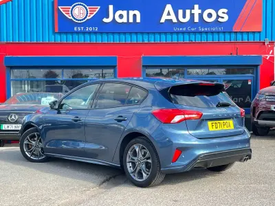 Used Ford Focus ST-Line 2022 Blue Hatchback