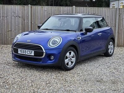 Used Mini Cooper Classic 136 HP (100 kW) 2019 Blue Hatchback
