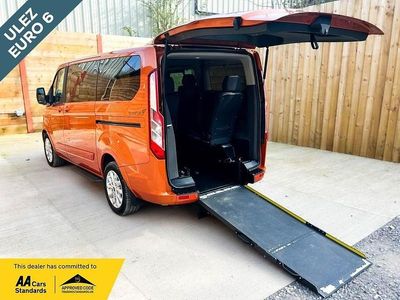 Used Ford Tourneo Titanium 130 HP (95 kW) 2020 Orange MPV
