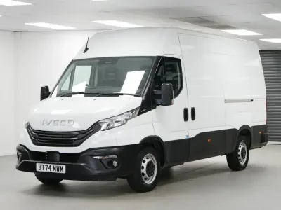 Used Iveco Daily 136 HP (100 kW) 2025 White