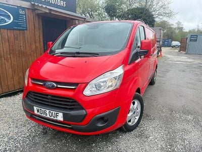 Used Ford Transit Custom Limited 170 HP (125 kW) 2016 Red Van