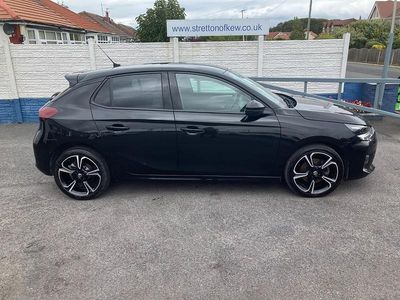 Second-hand Vauxhall Corsa SRi 130 CP (95 kW) 2021 Negru Hatchback