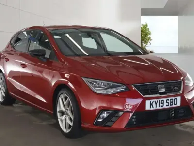 Begagnad Seat Ibiza FR 115 HK (84 kW) 2019 Röd Halvkombi