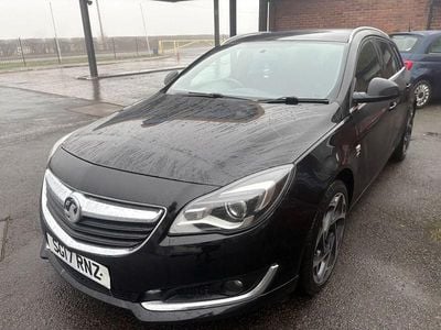 Second-hand Vauxhall Insignia SRi 170 CP (125 kW) 2017 Negru Break
