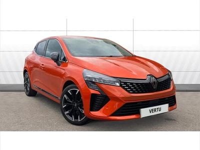 Used Renault Clio V Techno 90 HP (66 kW) 2024 Orange Hatchback