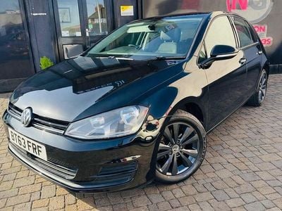 Used VW Golf VII SE 105 HP (77 kW) 2014 Black Hatchback
