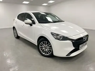 Used Mazda 2 Exclusive-Line 116 HP (85 kW) 2024 White Hatchback