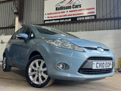 Używany Ford Fiesta Zetec 82 KM (60 kW) 2010 Niebieski Hatchback