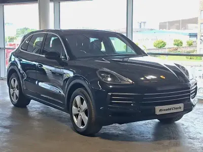 Używany Porsche Cayenne 462 KM (339 kW) 2022 Czarny SUV