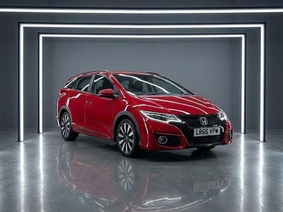 Used Honda Civic SE Plus 142 HP (104 kW) 2016 Red Estate