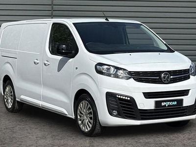 Used Vauxhall Vivaro S 101 HP (74 kW) 2023 White MPV