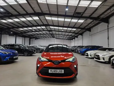 Used Toyota C-HR Edition 184 HP (135 kW) 2020 Orange SUV