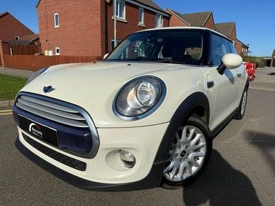 Used Mini Cooper D Hatch 116 HP (85 kW) 2015 White Hatchback