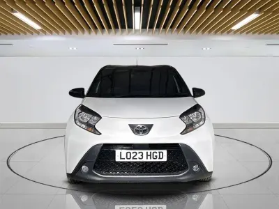 Used Toyota Aygo X 72 HP (52 kW) 2023 White SUV