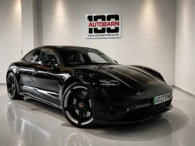 Usado Porsche Taycan Performance Package 11 kW (15 CV) 2022 Negro Berlina