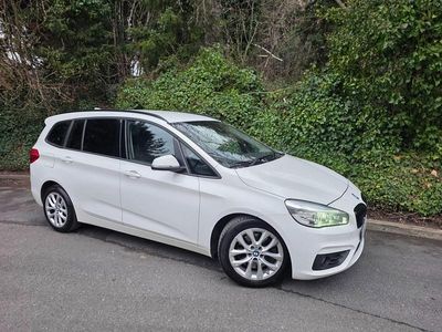 Begagnad BMW 218 2018 Vit Kombi